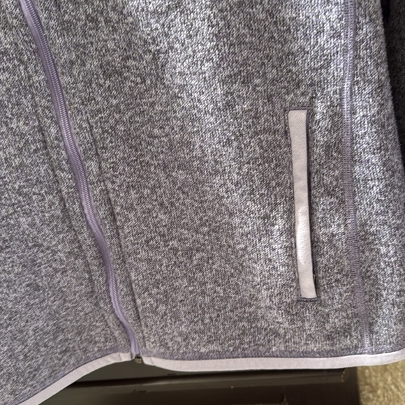Women’s Patagonia Better Sweater Jacket - Picture 5 of 7